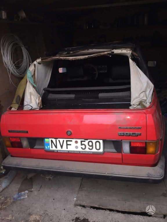 Volkswagen Golf - 2