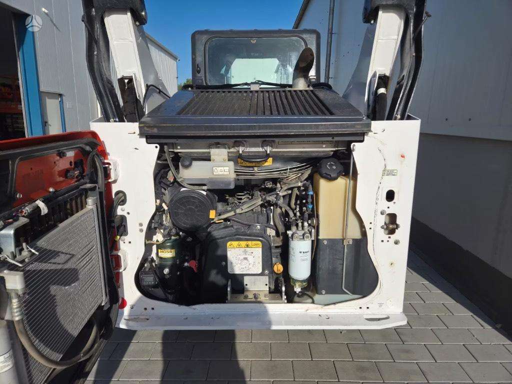 Bobcat T 76, mini loaders