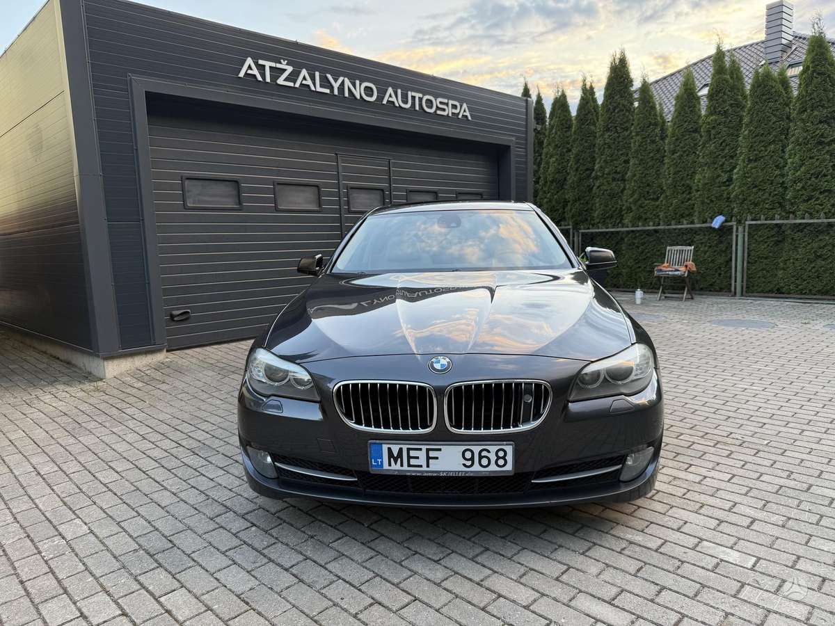 BMW 528 - 1