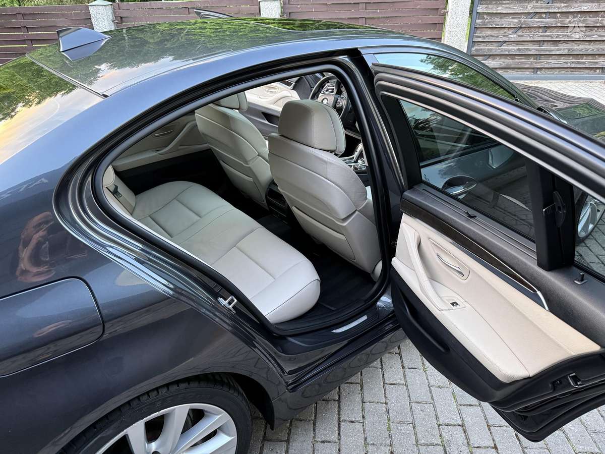 BMW 528 - 12