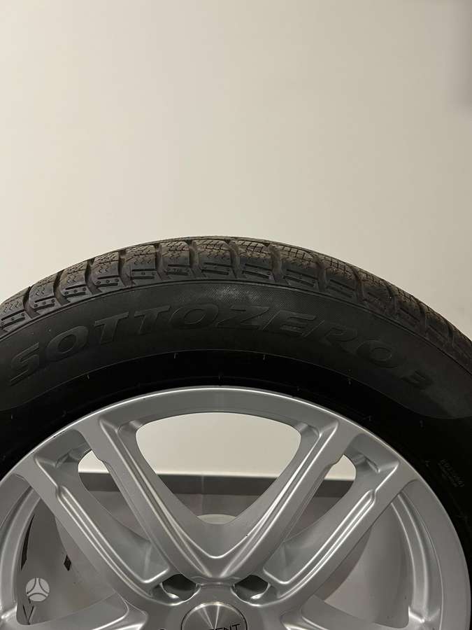 Dezent AUDI A6 C8, light alloy, R17