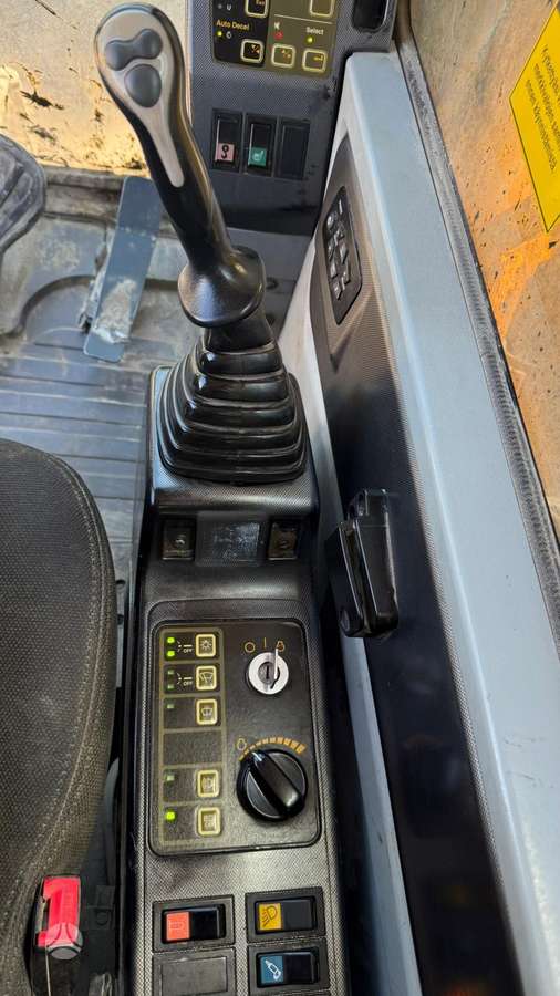 Hyundai Robex 360LC-7A, экскаваторы