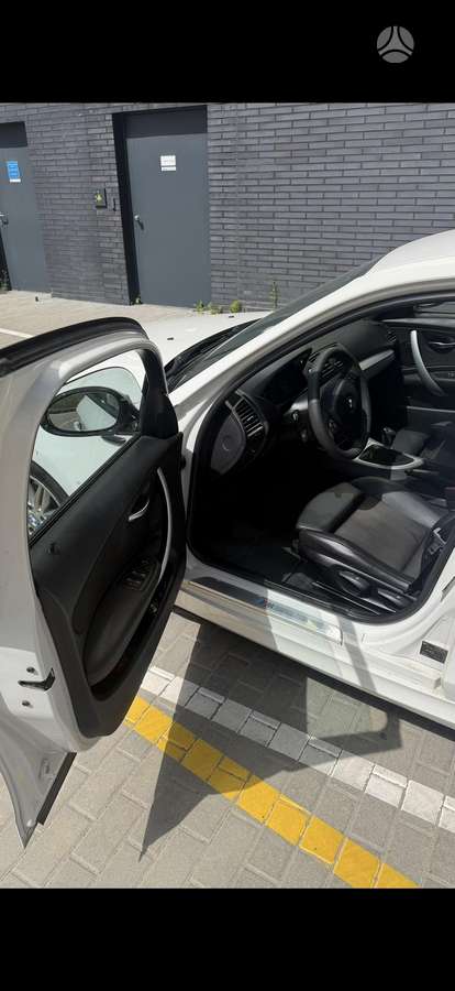 BMW 118, 2.0 l., Хэтчбек