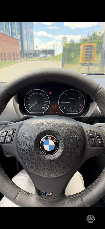 BMW 118, 2.0 l., hatchback