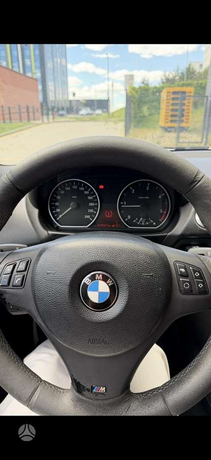 BMW 118, 2.0 l., Хэтчбек