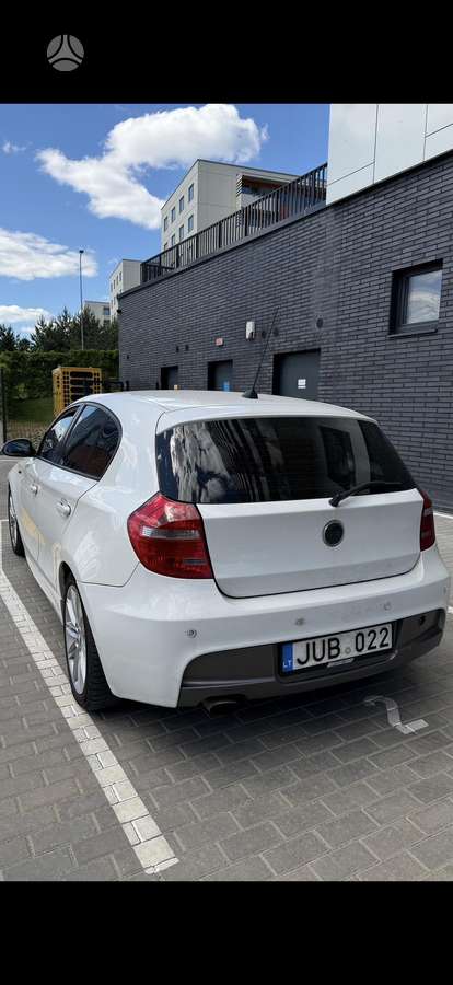 BMW 118, 2.0 l., hatchback