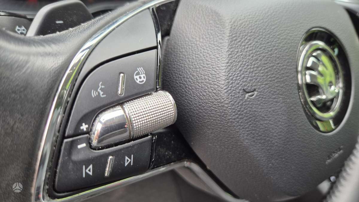 Skoda Superb, universalas