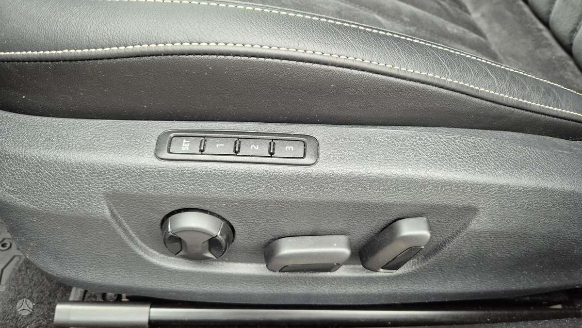 Skoda Superb, universalas