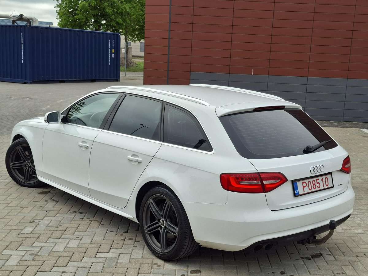 Audi A4, 2.0 l., Универсал