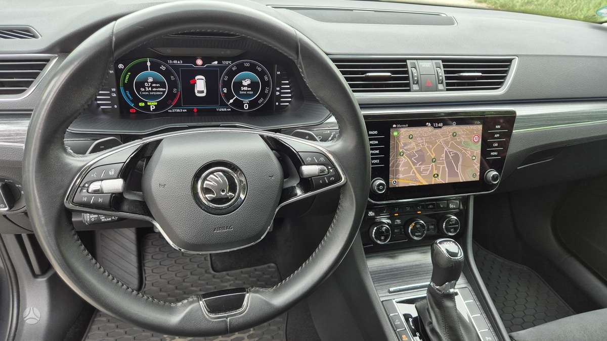 Skoda Superb, universalas