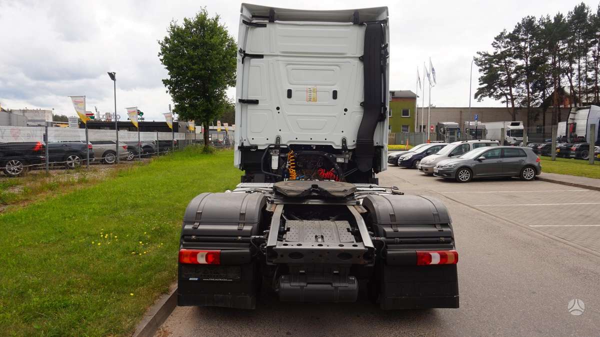 Mercedes-Benz Actros 1845, double sleeper