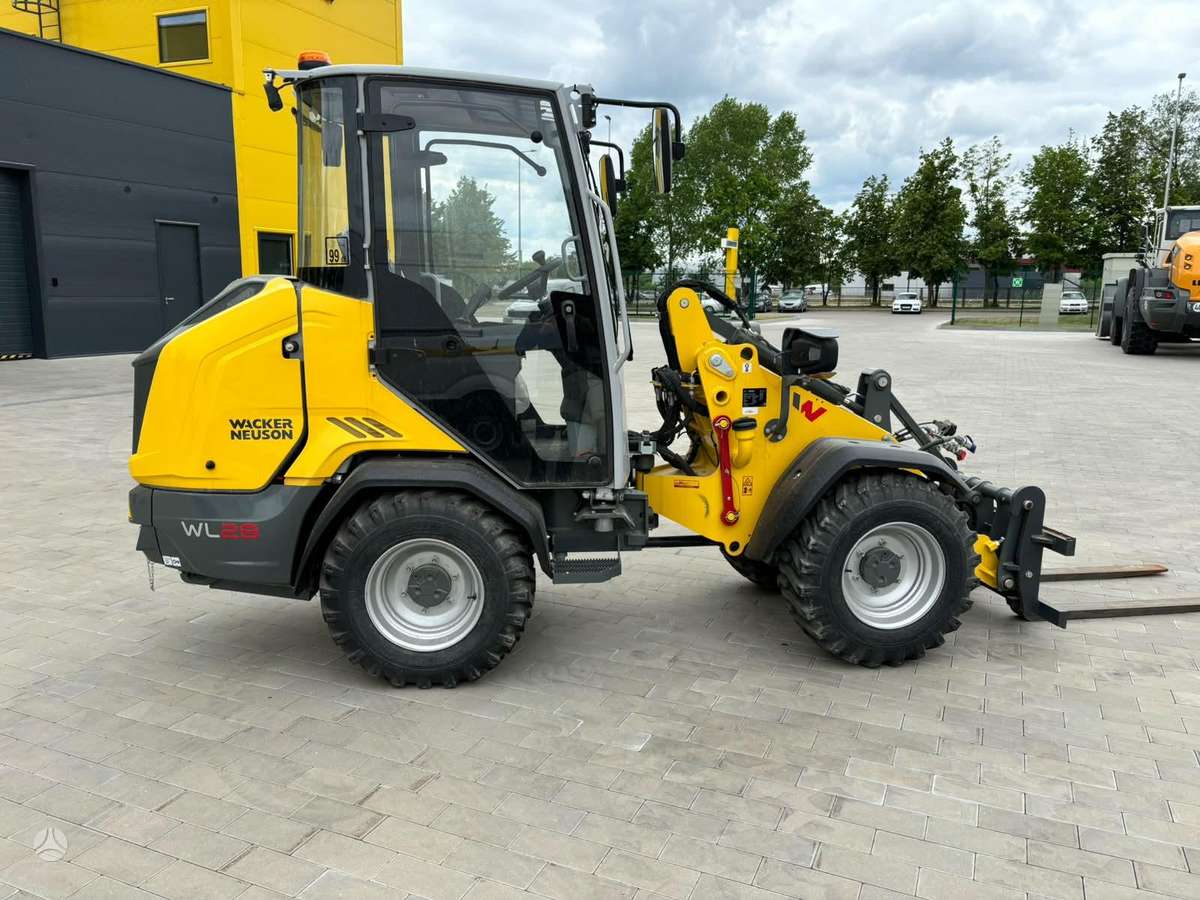 Wacker WL28, frontal loader