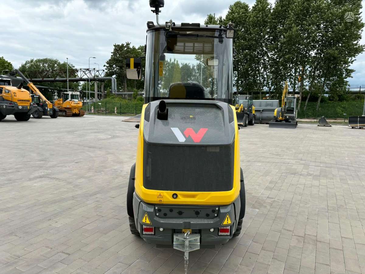 Wacker WL28, фронтальные погрузчики
