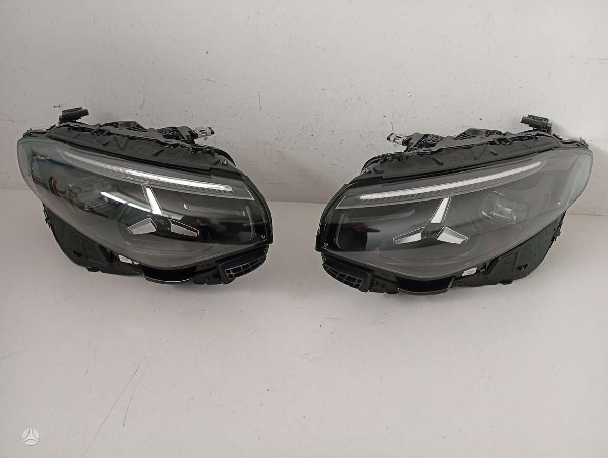 Mercedes-Benz CLA klasė lights