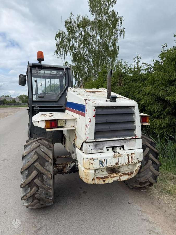 Manitou MLT626, telescopic handler