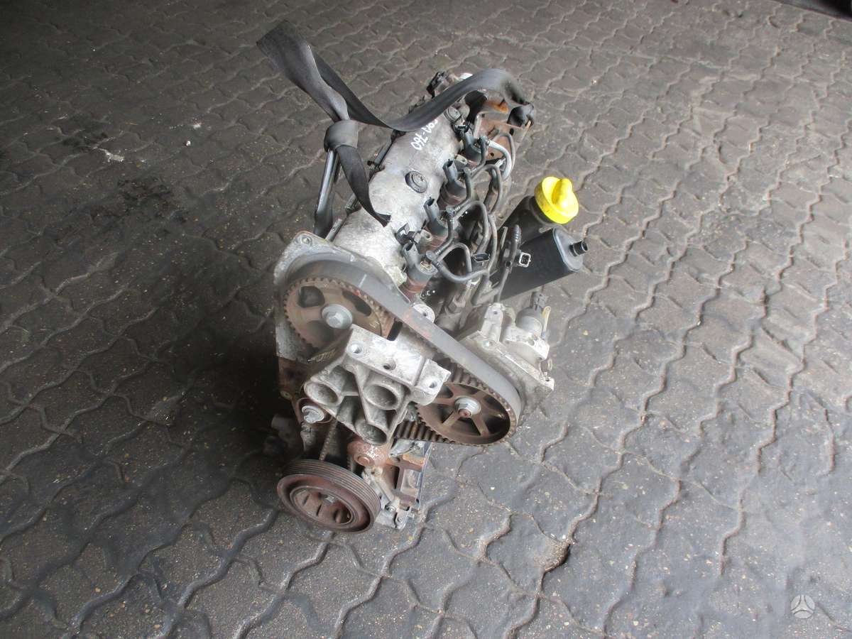 Renault Trafic Variklis 1 9d f9q 760