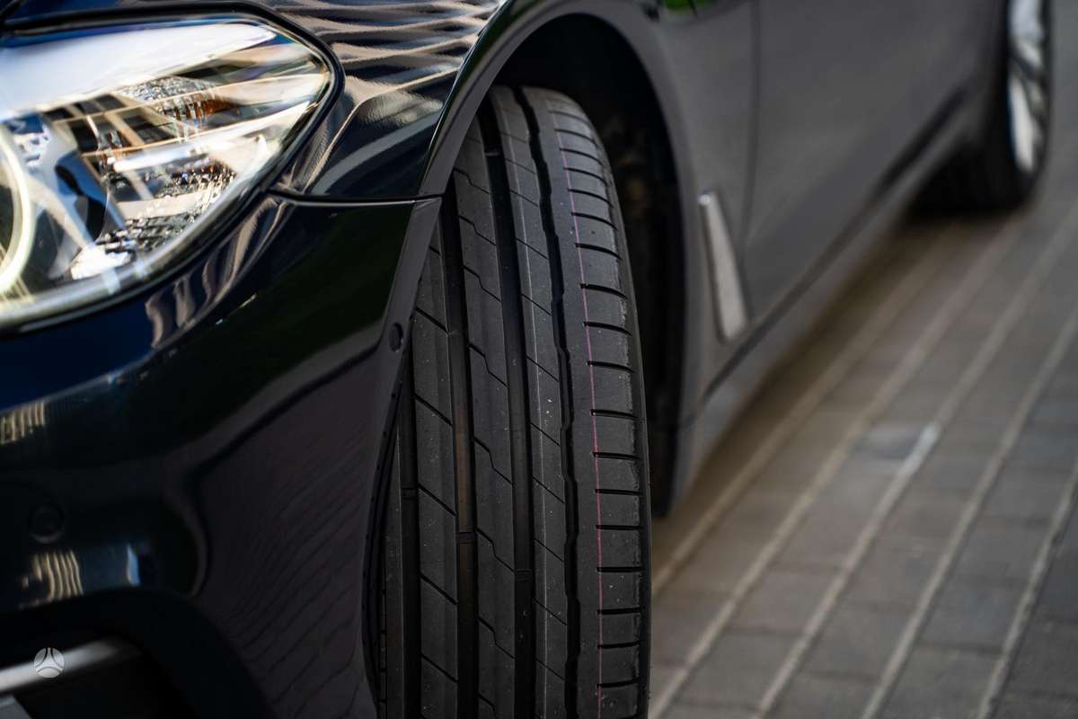 BMW 520, 2.0 l., universalas