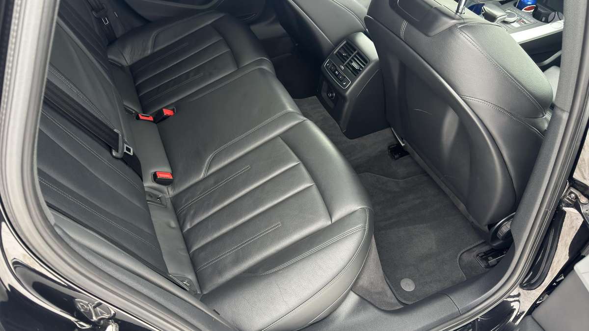 Audi A4, 2.0 l., Универсал