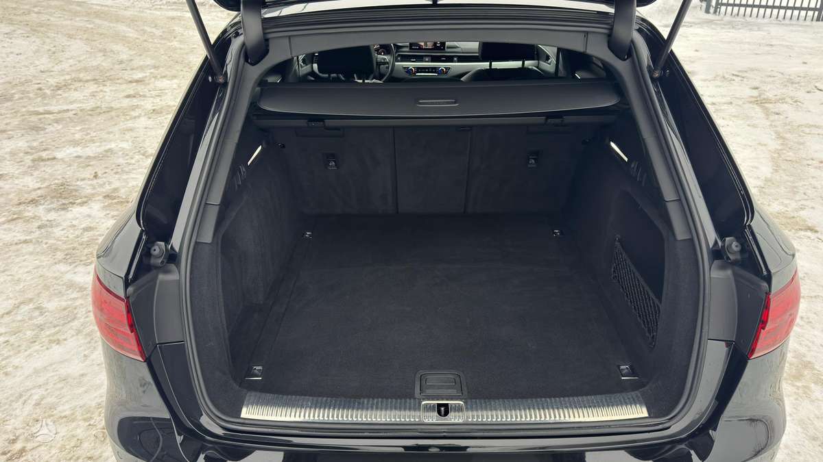 Audi A4, 2.0 l., Универсал