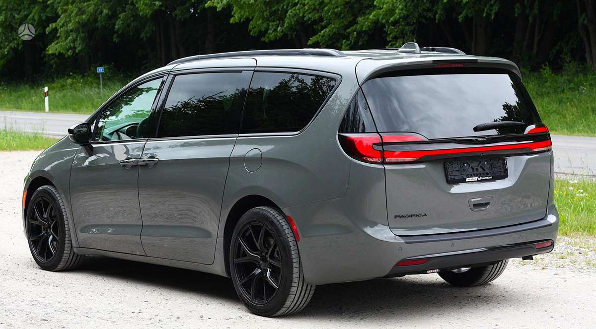 Chrysler Pacifica, 3.6 l., Минивэн
