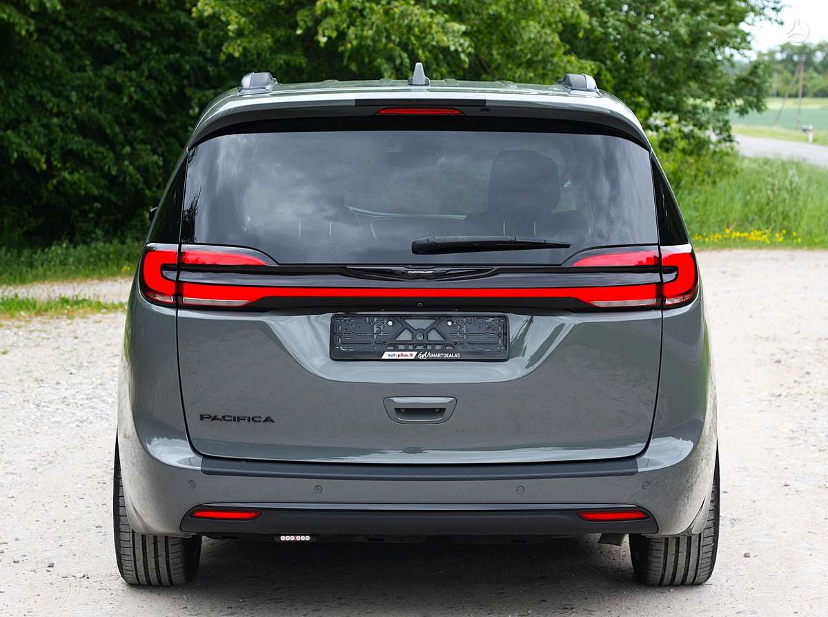 Chrysler Pacifica, 3.6 l., Минивэн