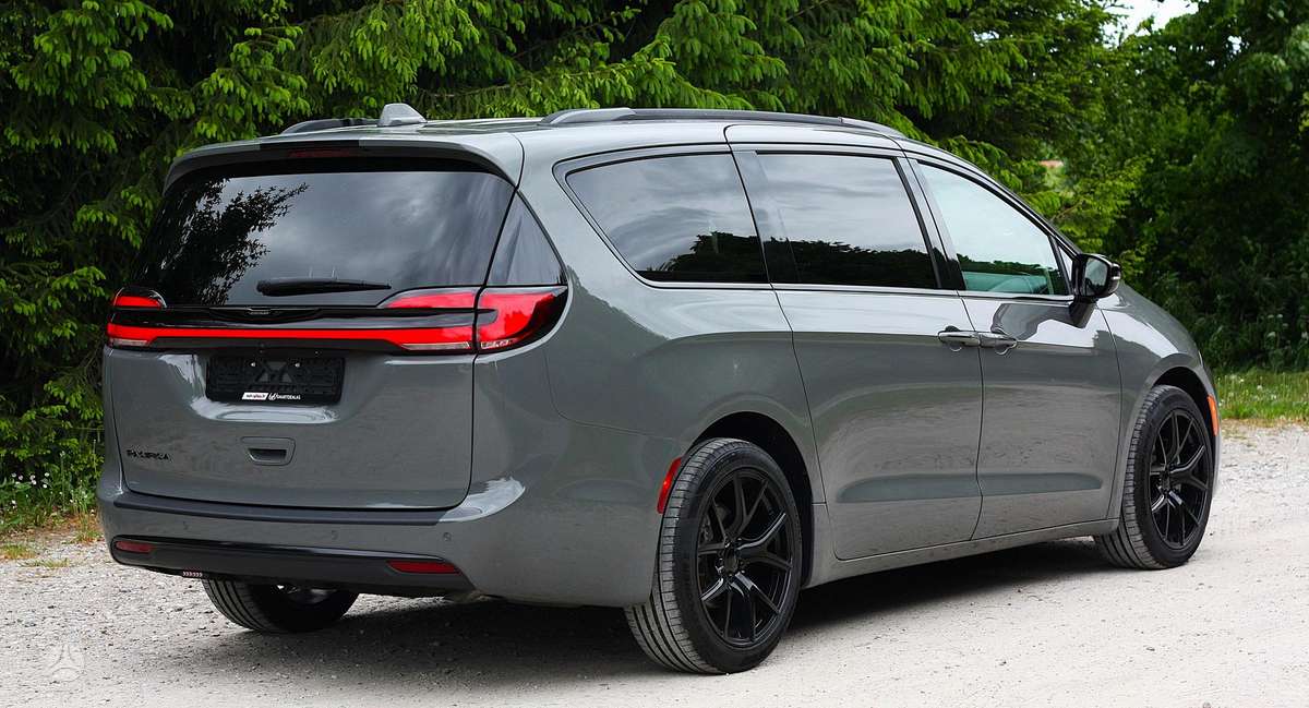 Chrysler Pacifica, 3.6 l., Минивэн
