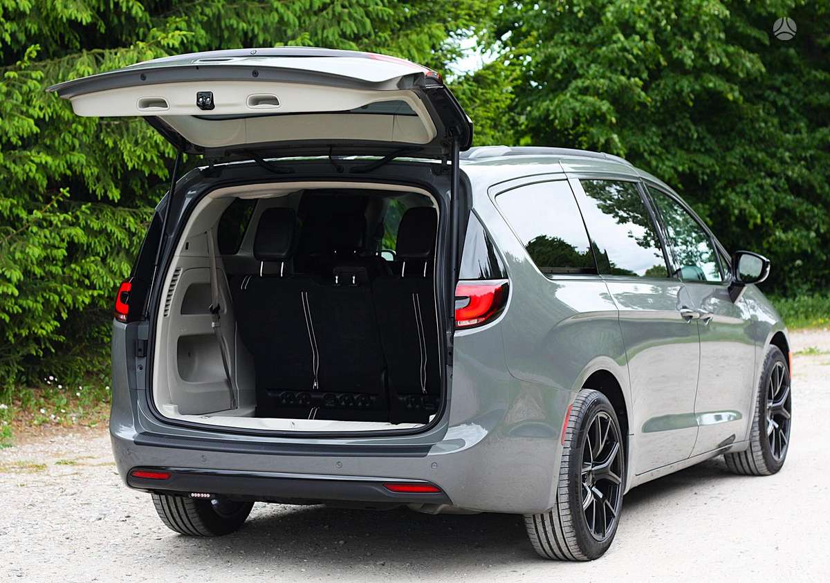 Chrysler Pacifica, 3.6 l., Минивэн
