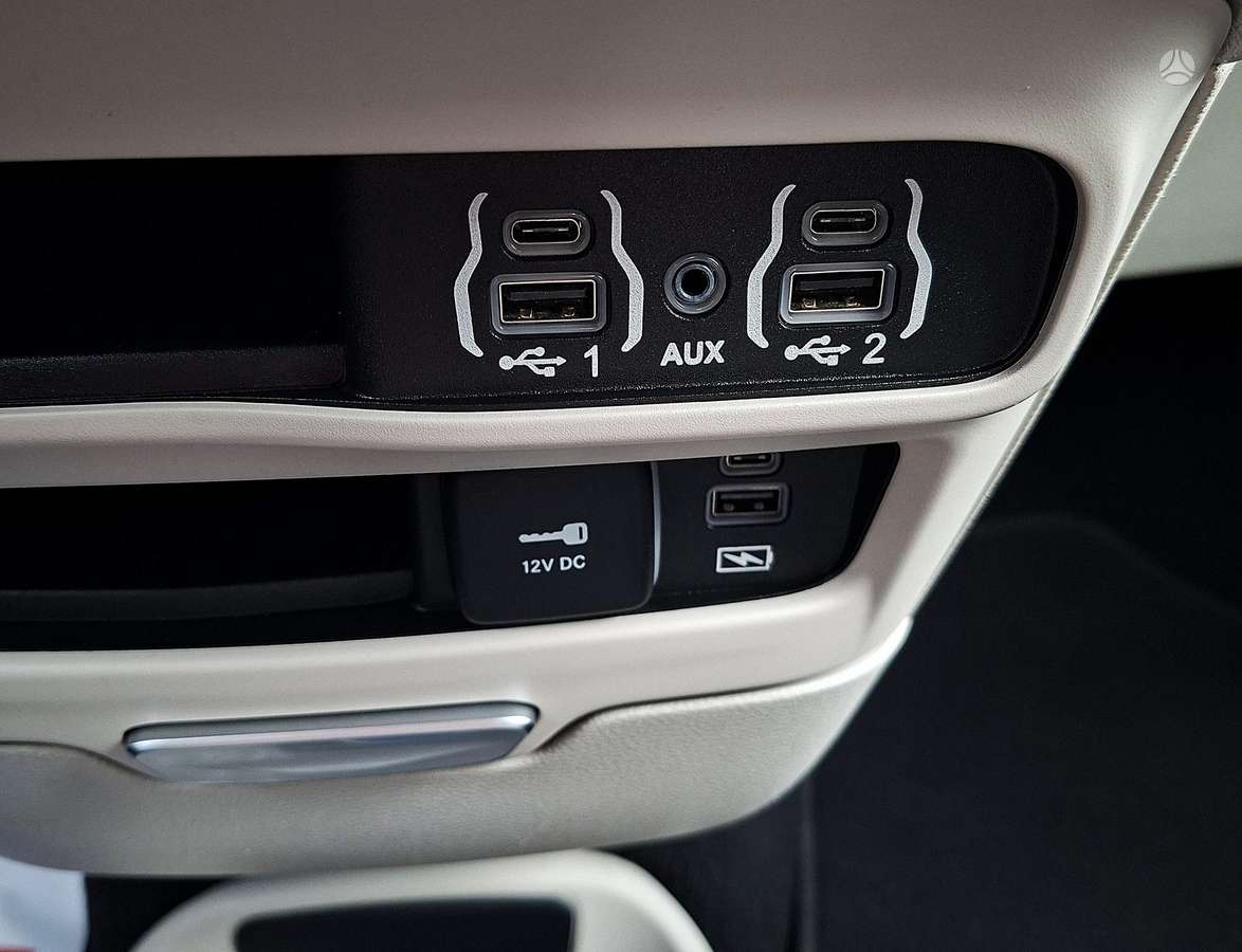 Chrysler Pacifica, 3.6 l., Минивэн