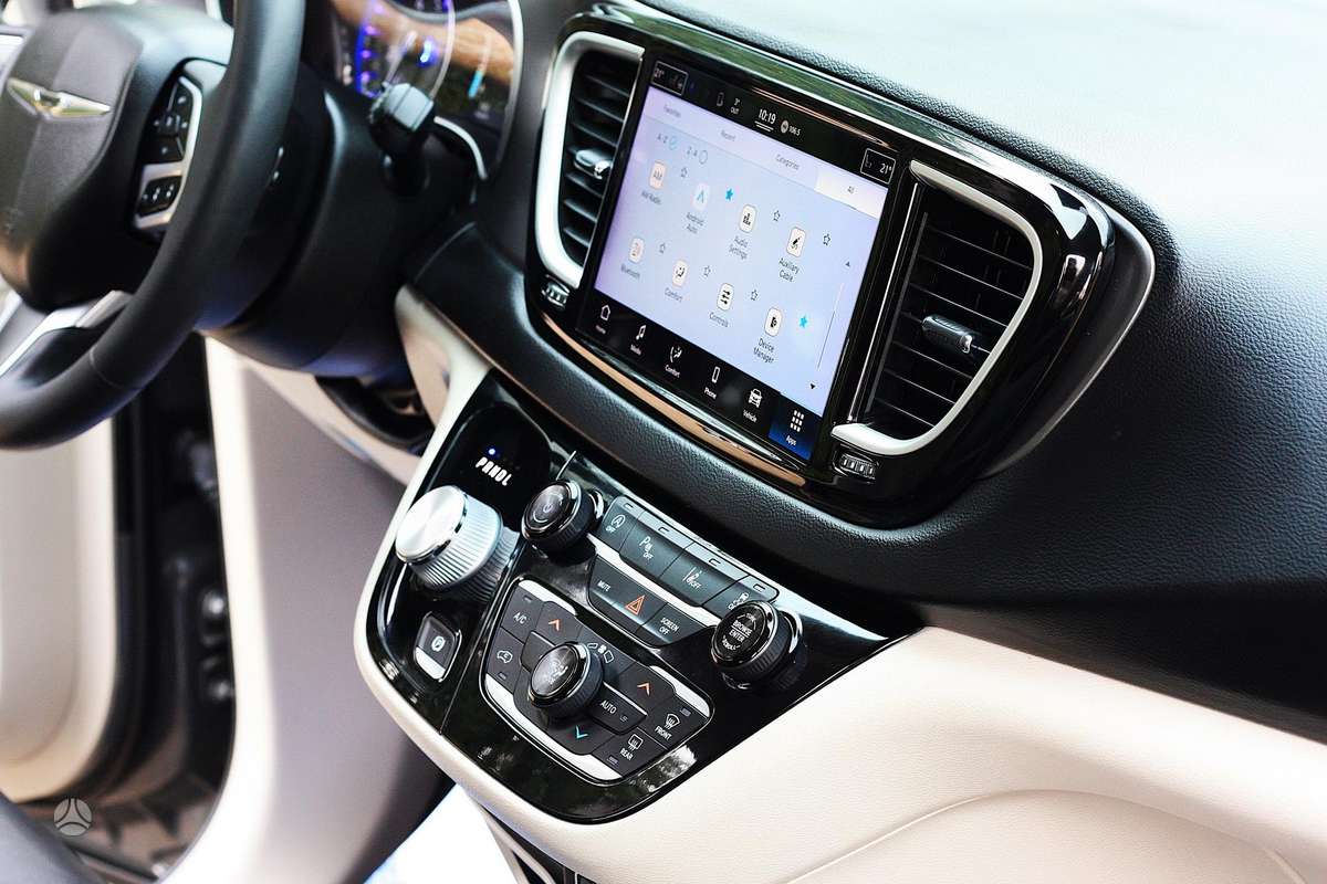 Chrysler Pacifica, 3.6 l., Минивэн