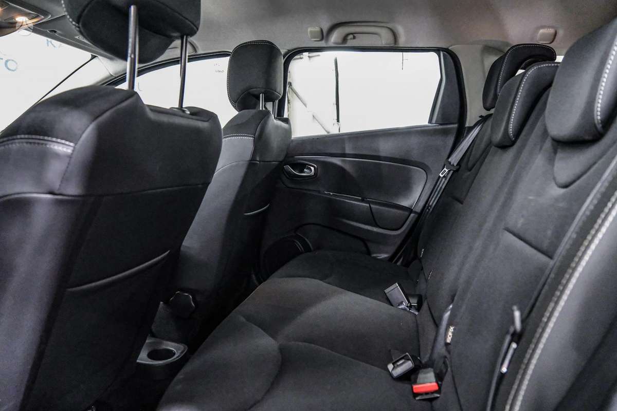 Renault Clio, 1.0 l., hatchback