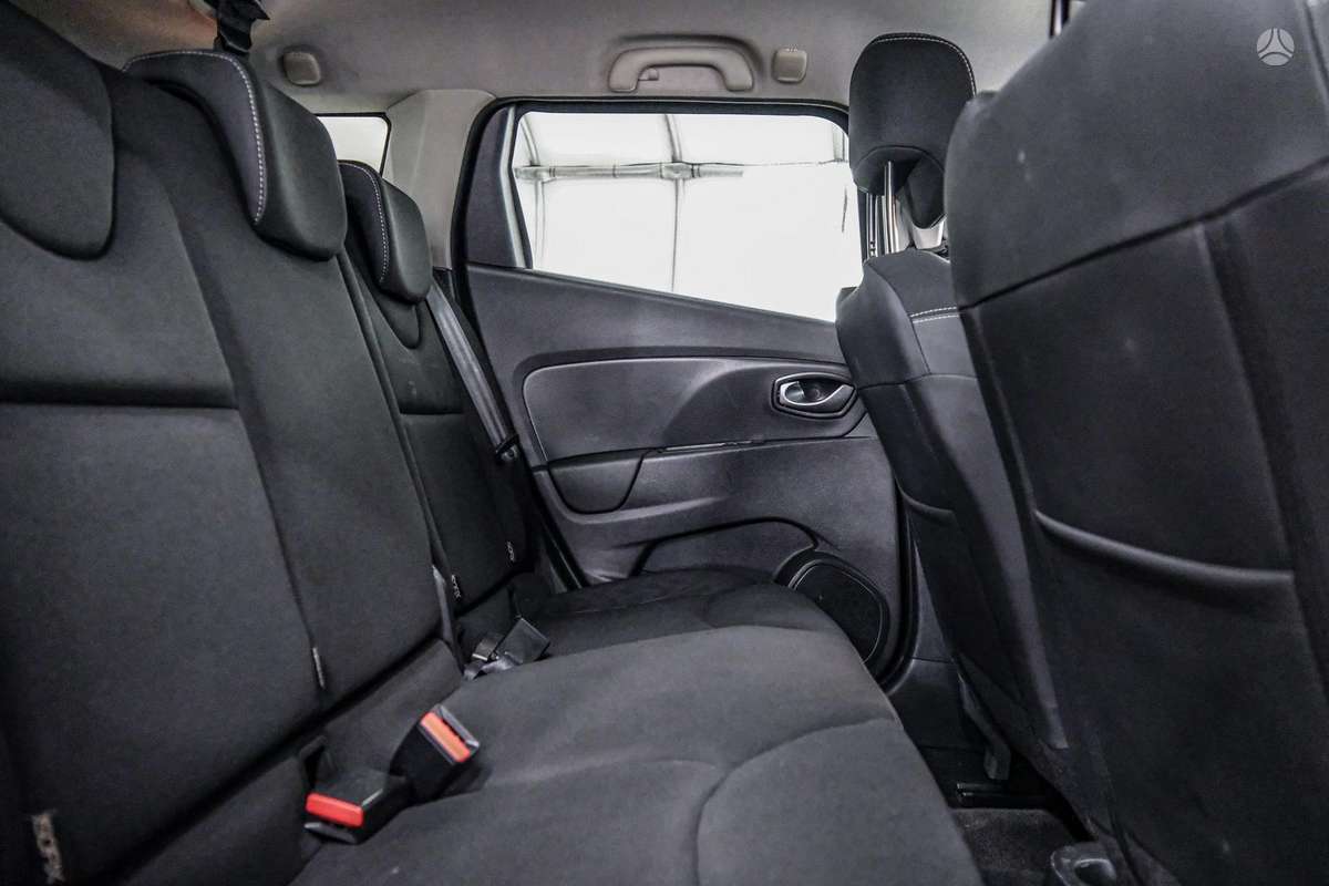 Renault Clio, 1.0 l., hatchback
