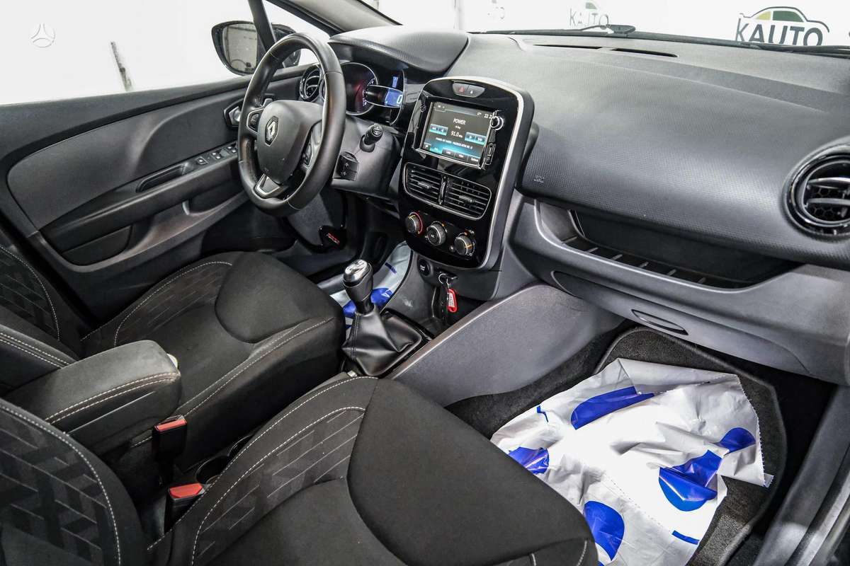 Renault Clio, 1.0 l., hatchback