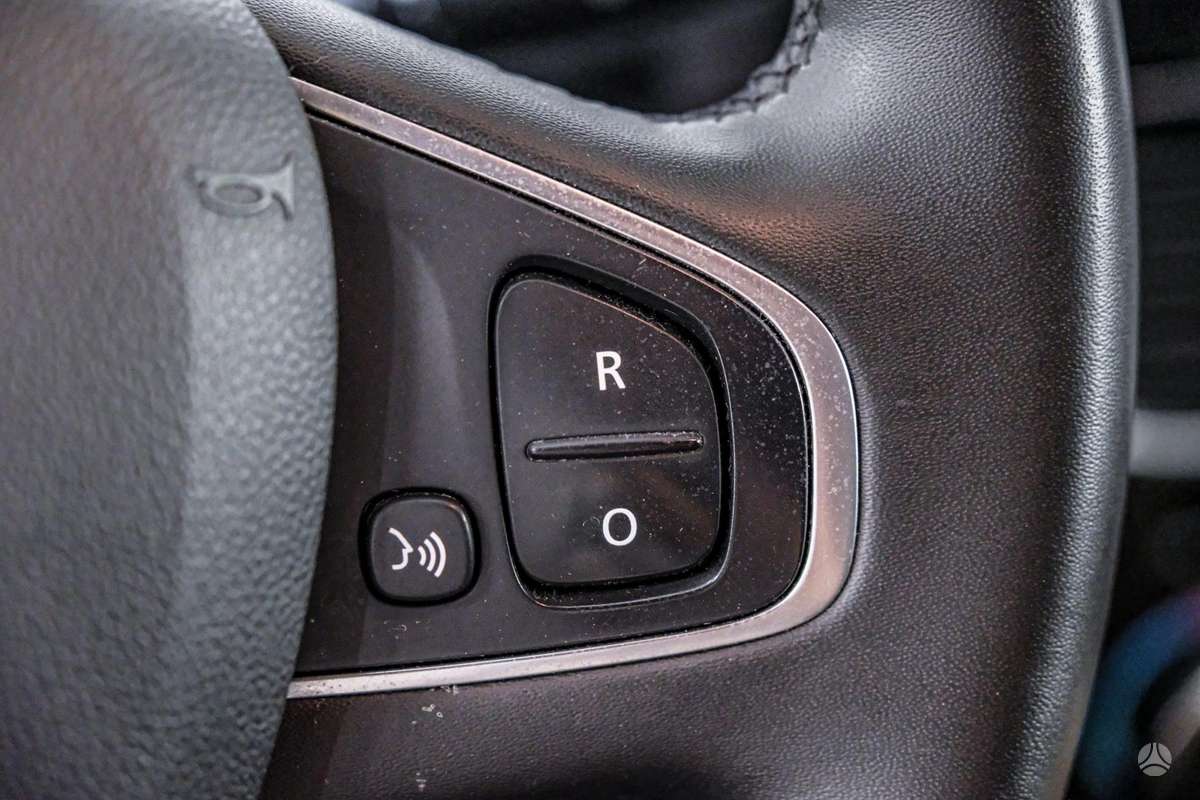 Renault Clio, 1.0 l., hatchback