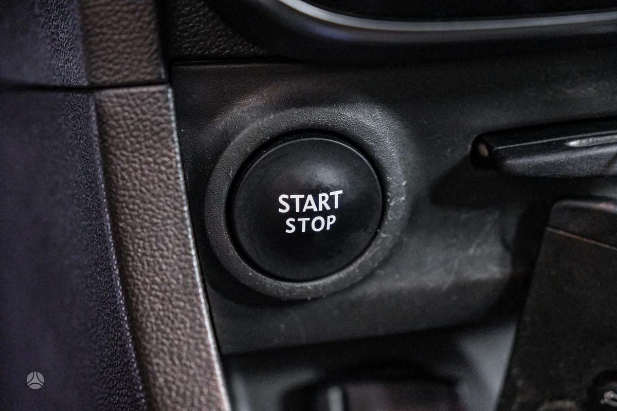 Renault Clio, 1.0 l., hatchback