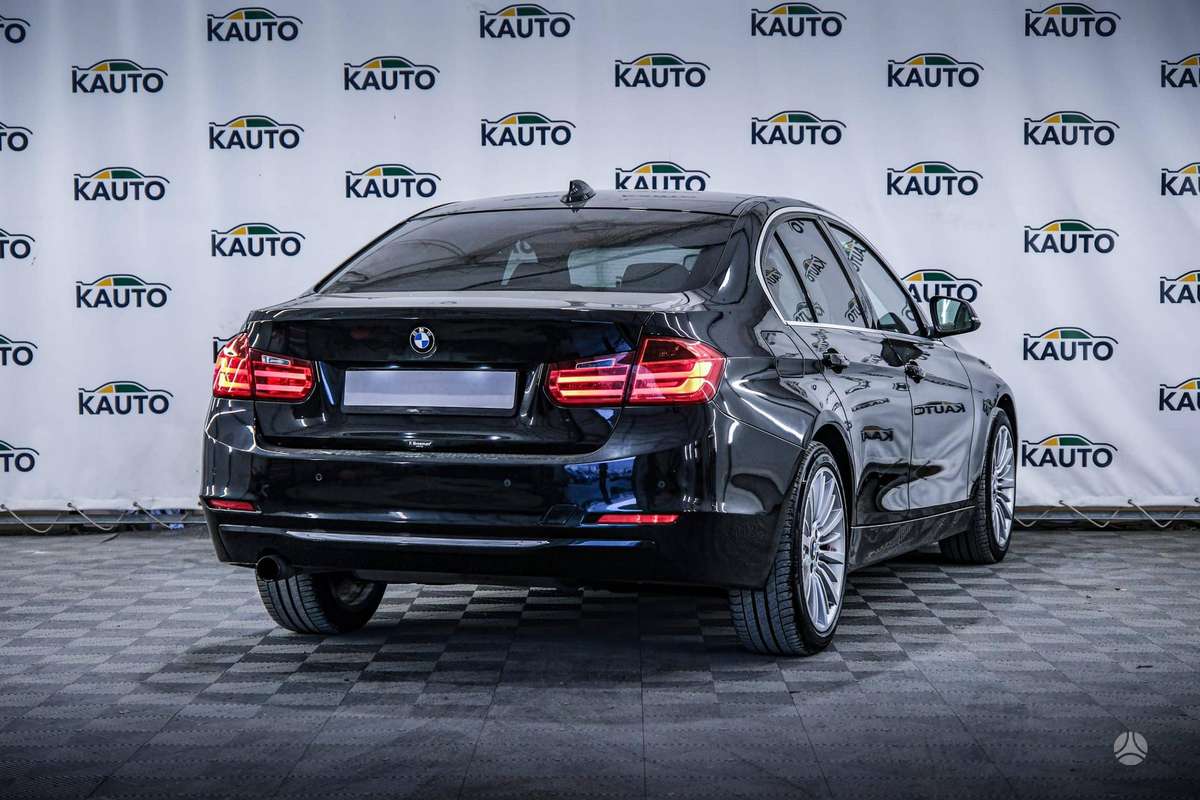 BMW 320, 2.0 l., Седан