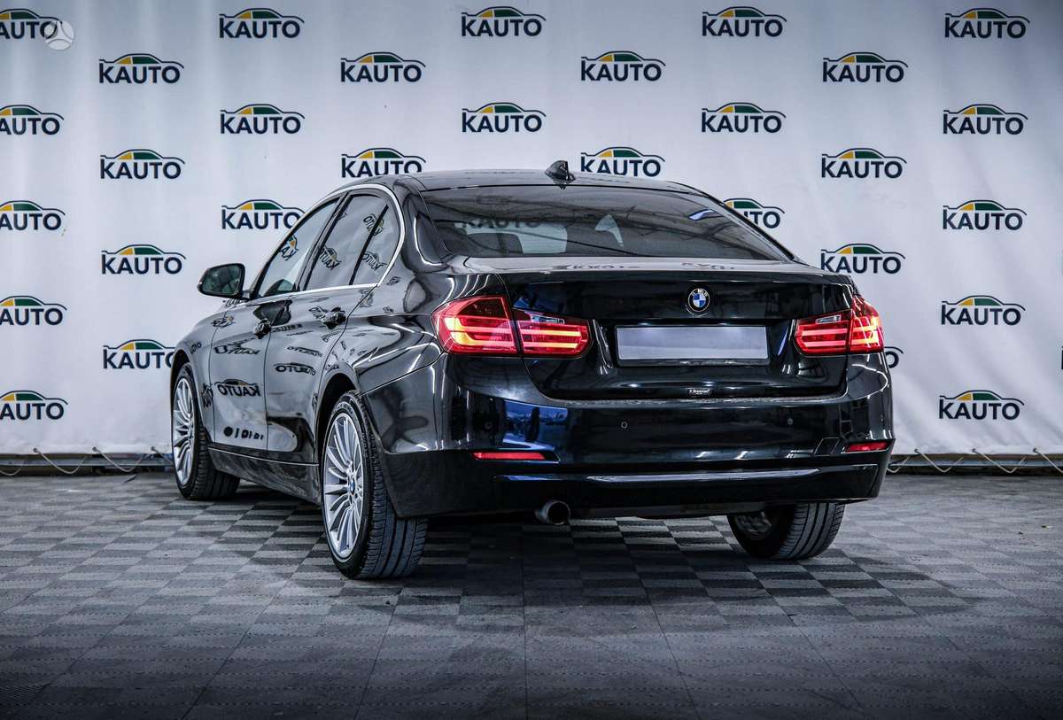 BMW 320, 2.0 l., Седан