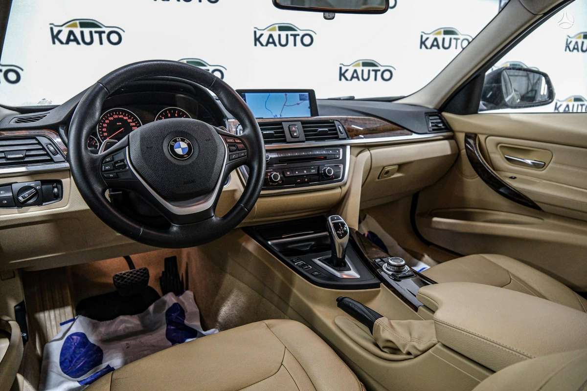 BMW 320, 2.0 l., Седан