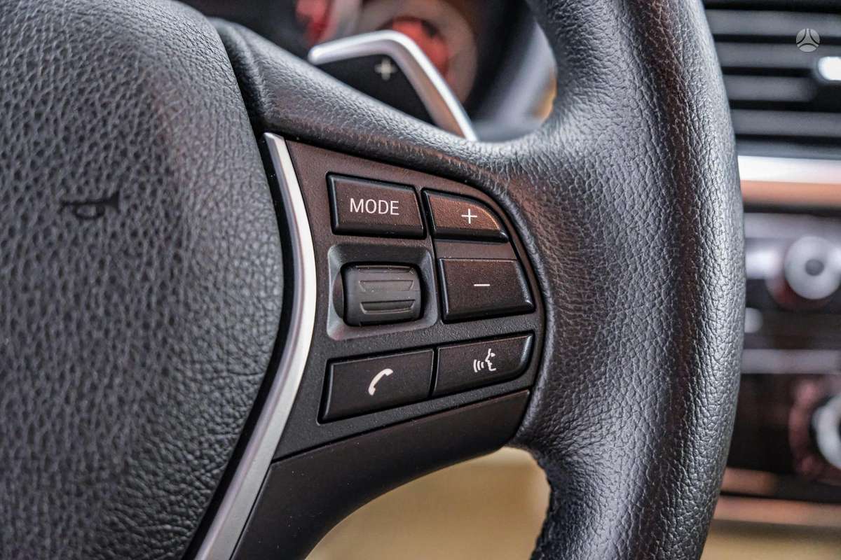 BMW 320, 2.0 l., Седан