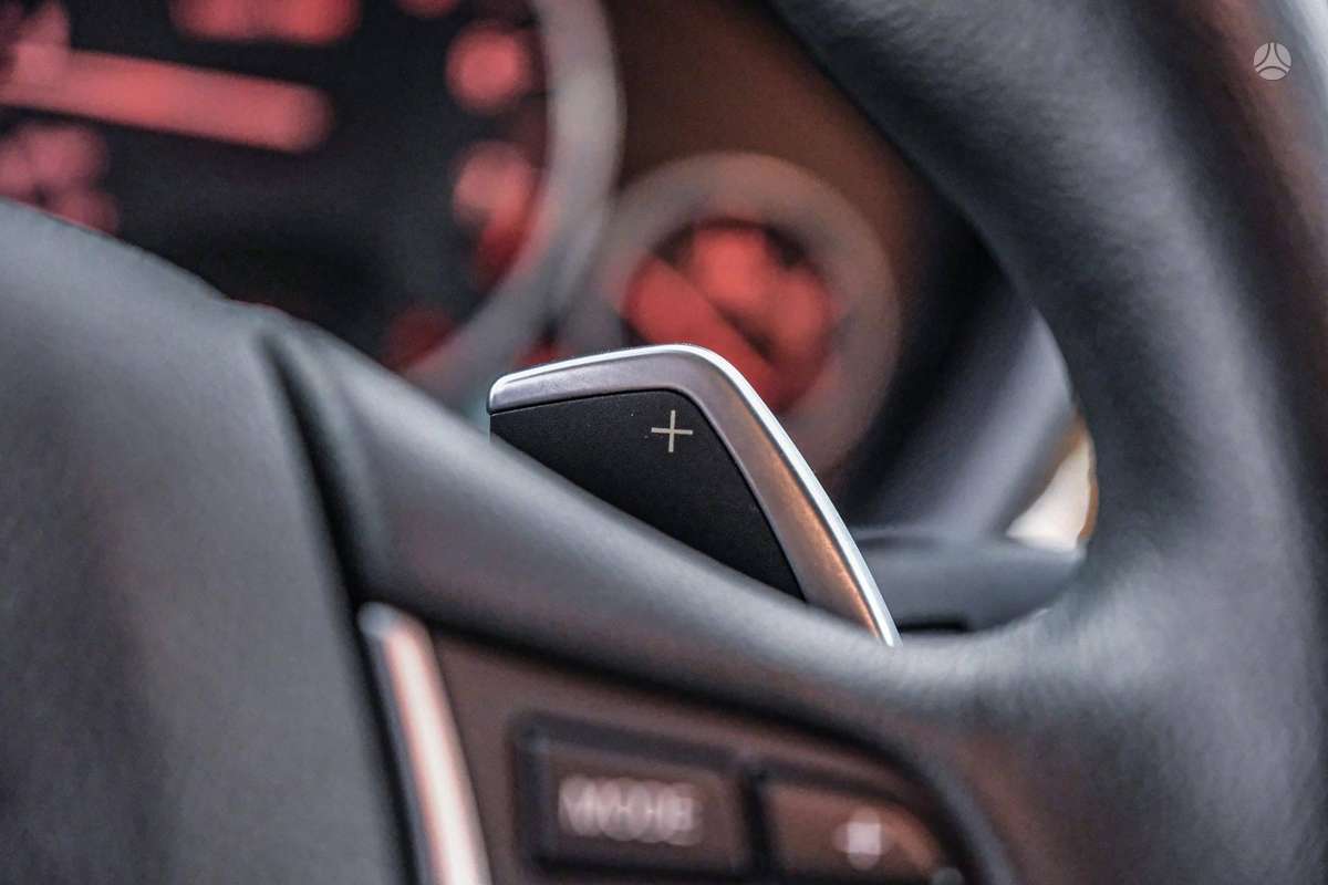 BMW 320, 2.0 l., Седан