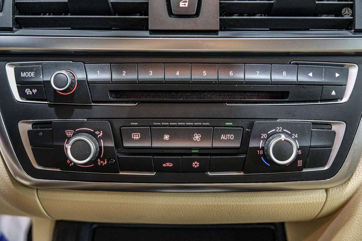 BMW 320, 2.0 l., Седан