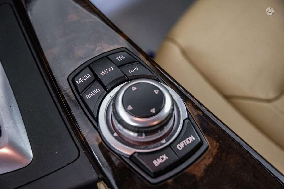BMW 320, 2.0 l., Седан