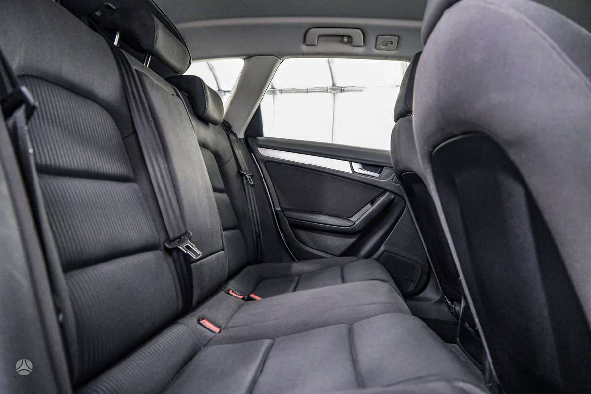 Audi A4, 2.7 l., Универсал