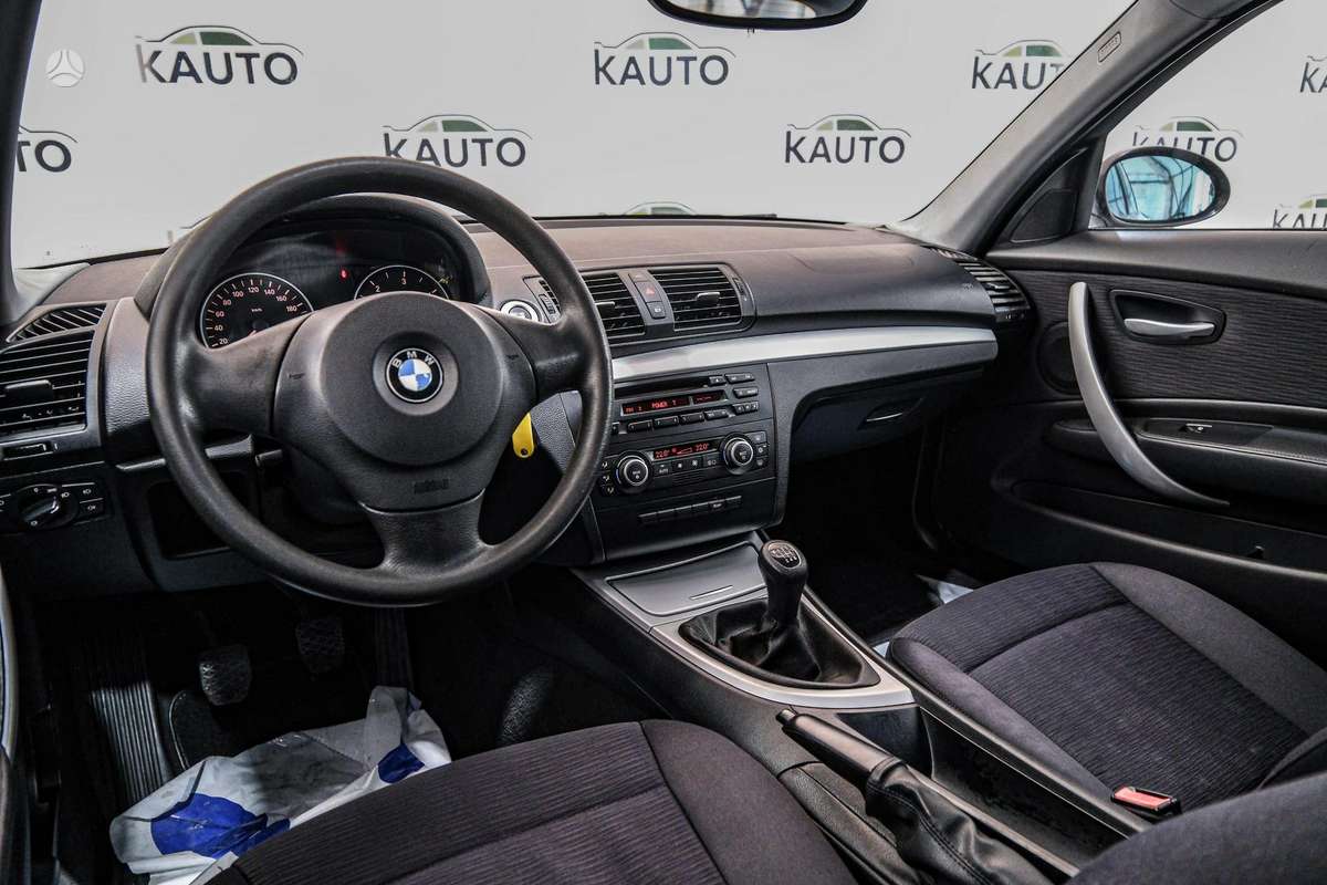 BMW 118, 2.0 l., Хэтчбек