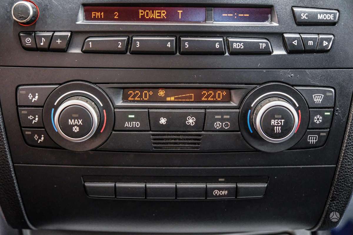 BMW 118, 2.0 l., hatchback