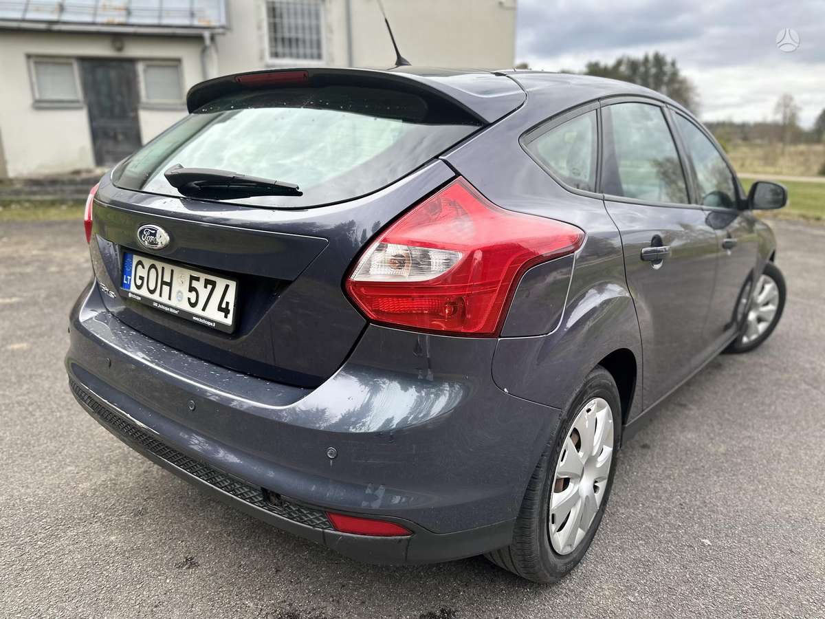 Ford Focus, 1.6 l., hatchback