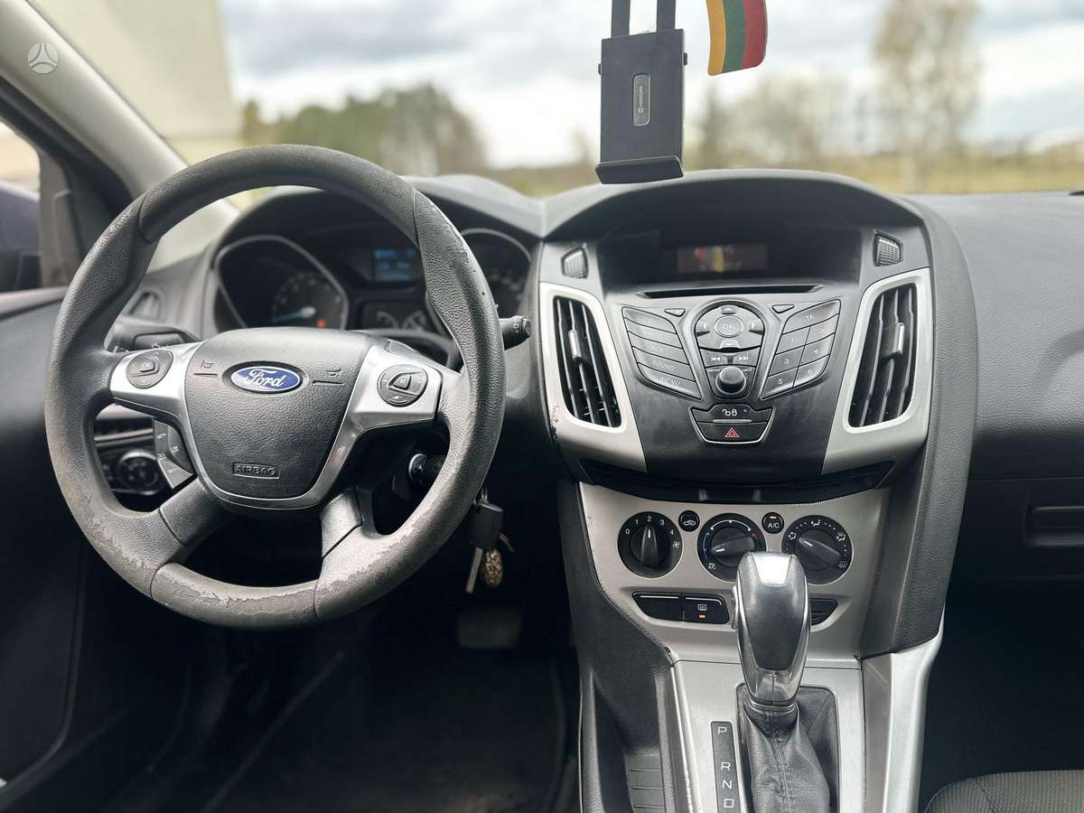 Ford Focus, 1.6 l., hatchback