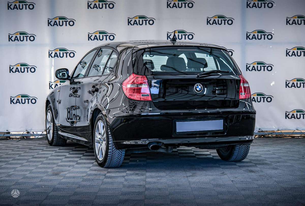 BMW 118, 2.0 l., hatchback