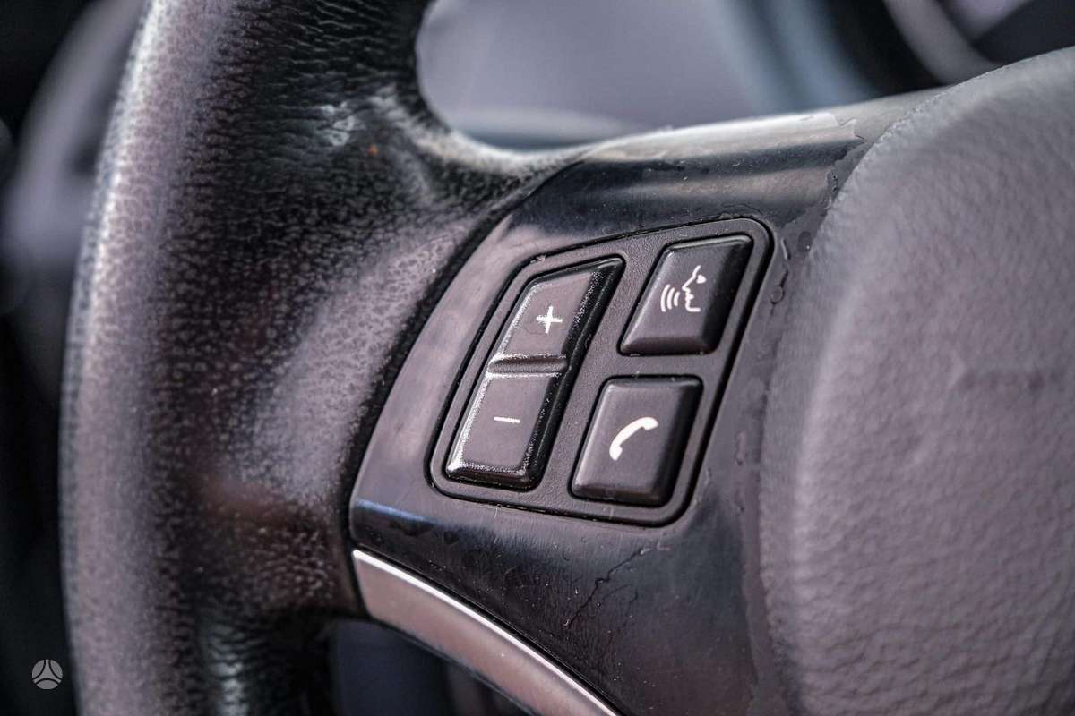 BMW 118, 2.0 l., hatchback