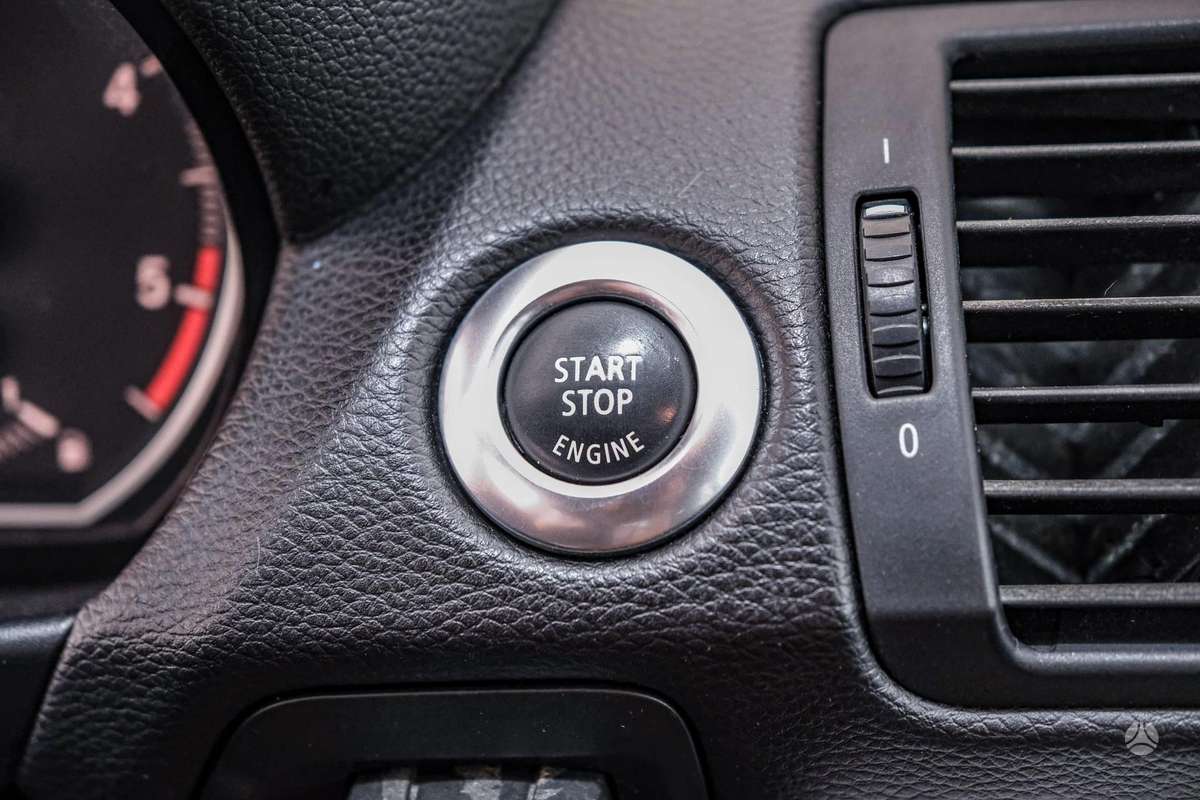 BMW 118, 2.0 l., Хэтчбек