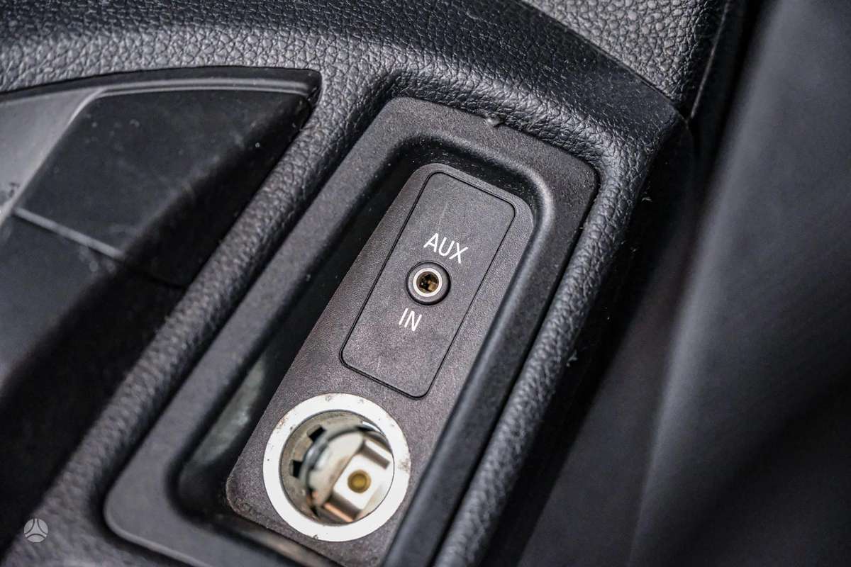 BMW 118, 2.0 l., hatchback
